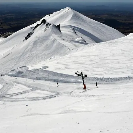 Les Cimes Au Coeur Du Massif Du Sancy 르몽도레